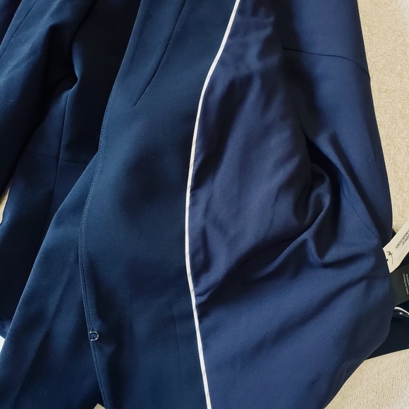 Ann Taylor Blazer - Picture 5 of 13